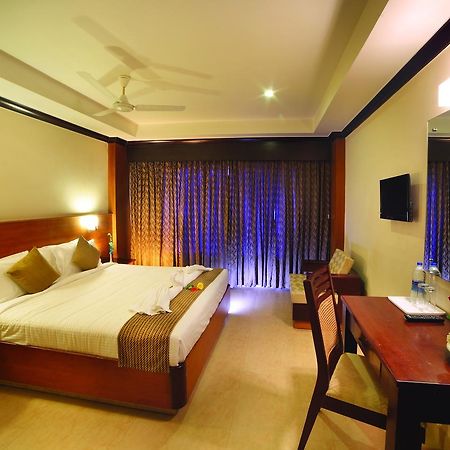 Hotel Zodiac Regency Kollam Luaran gambar