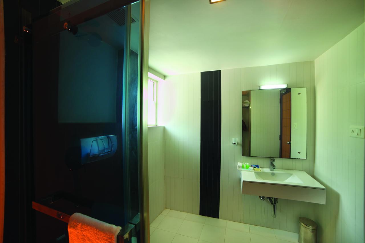 Hotel Zodiac Regency Kollam Luaran gambar